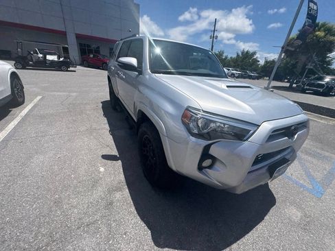 Used 2020 Toyota 4Runner TRD Off-Road Premium w/ Moonroof Package AWD/4WD image 15