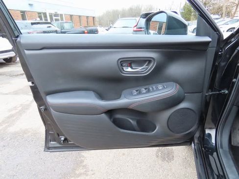Used 2024 Honda HR-V Sport image 16