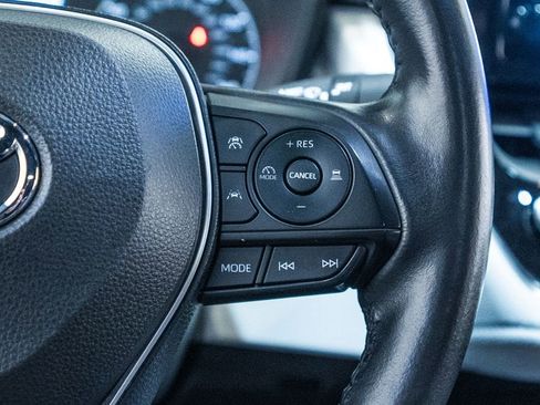 Used 2023 Toyota Corolla SE w/ Carpet Mat Package (TMS) image 19