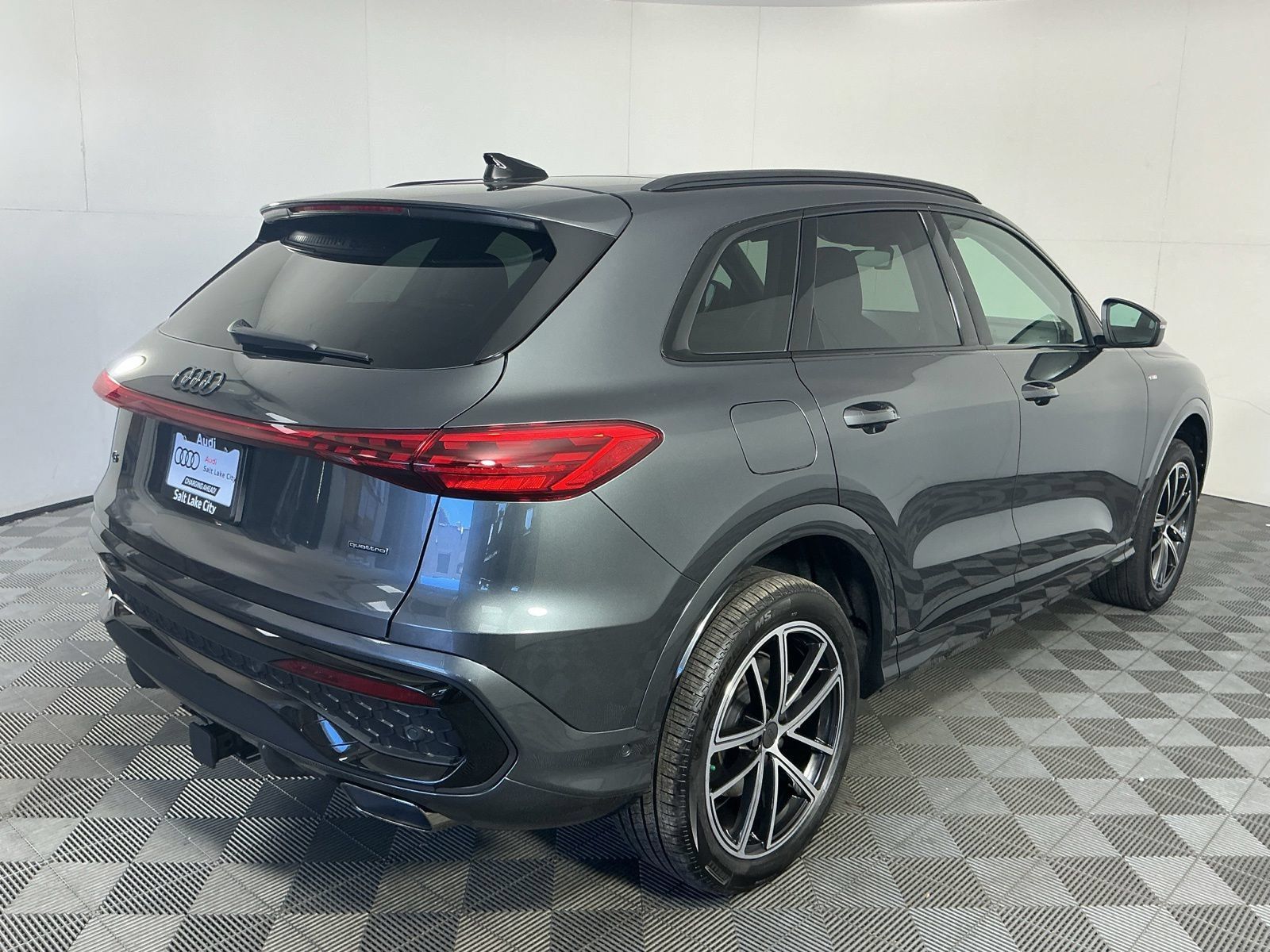 New 2026 Audi Q5 Premium Plus AWD/4WD image 9