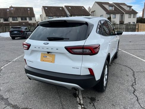 Certified 2025 Ford Escape Active image 10