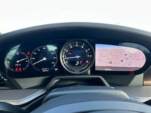 Used 2023 Porsche 911 Targa 4S image 15