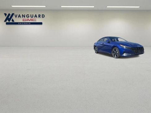Used 2023 Hyundai Elantra Limited FWD image 14