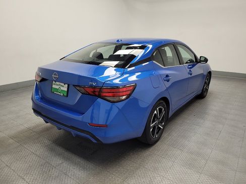 Used 2024 Nissan Sentra SV image 9