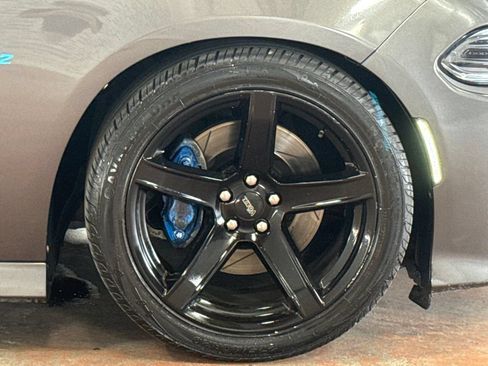 Used 2020 Dodge Charger Scat Pack w/ Plus Group RWD image 9