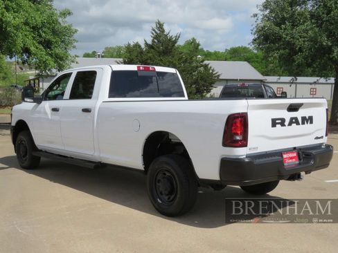 Used 2026 RAM 2500 Tradesman AWD/4WD image 6