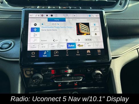 Used 2022 Jeep Grand Cherokee L Limited image 20