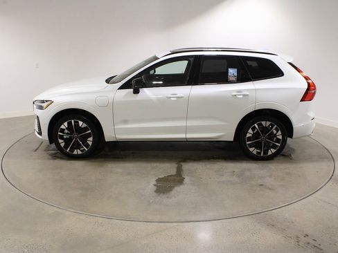New 2026 Volvo XC60 T8 Plus w/ Protection Package Premier image 3