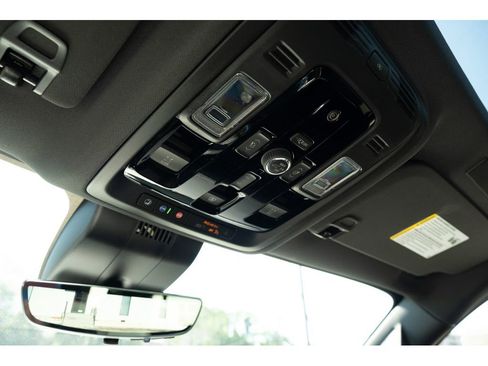 New 2026 GMC Yukon AT4 w/ AT4 Premium Plus Package AWD/4WD image 31