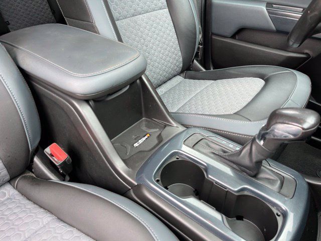 Used 2022 Chevrolet Colorado Z71 RWD image 28