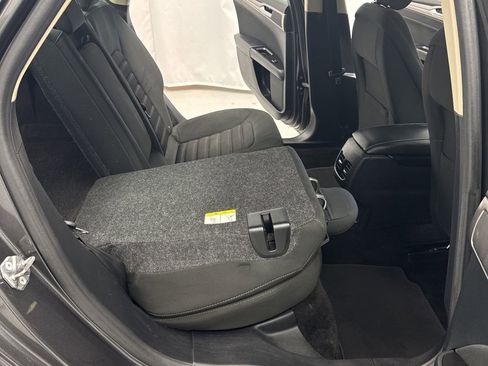 Certified 2017 Ford Fusion SE w/ Fusion SE Technology Package image 35