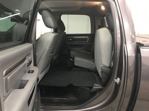 Used 2015 RAM 1500 Big Horn image 31