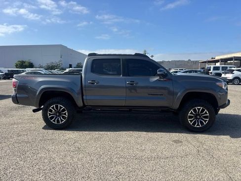 Used 2023 Toyota Tacoma SR5 RWD image 3