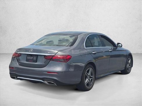 Used 2021 Mercedes-Benz E 350 4MATIC Sedan image 5