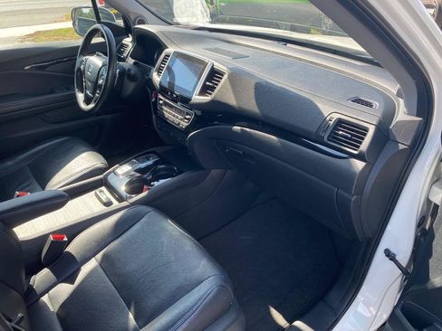 Used 2016 Honda Pilot Elite image 22