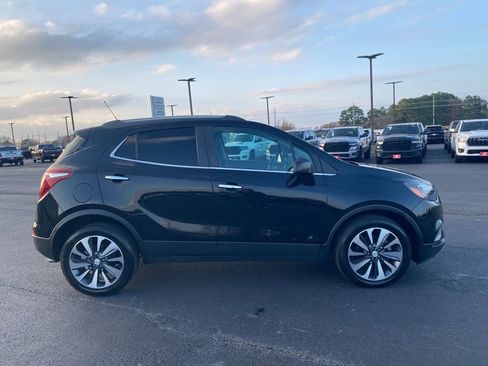 Used 2021 Buick Encore Preferred image 9