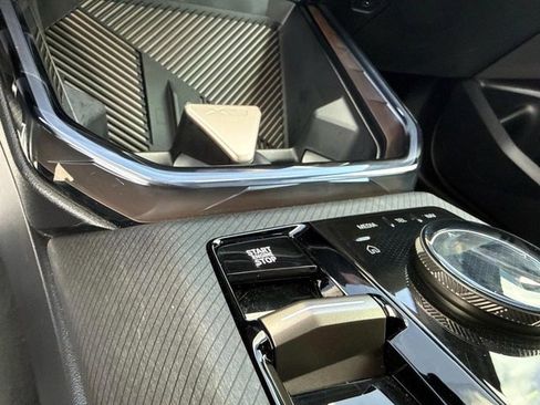 Used 2025 BMW X3 xDrive30i image 31