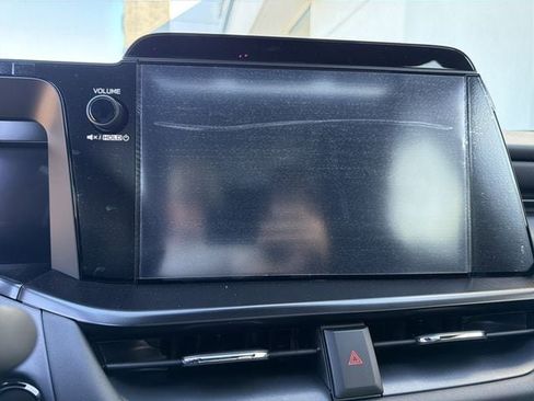 New 2026 Subaru Outback Touring image 22