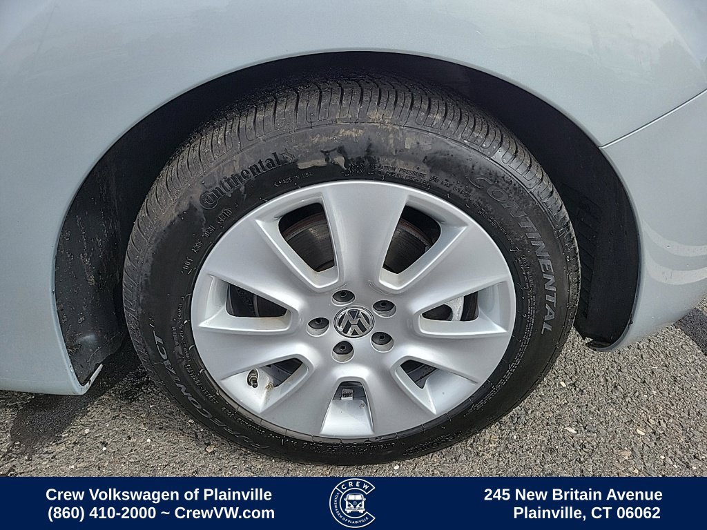 Used 2008 Volkswagen Beetle S FWD image 21