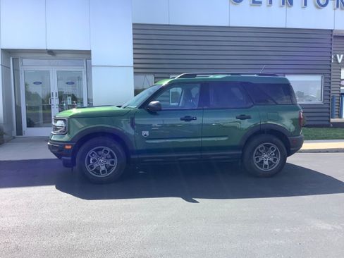 Used 2024 Ford Bronco Sport Big Bend w/ Convenience Package AWD/4WD image 2