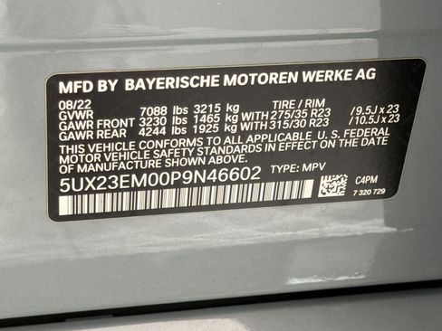 Used 2023 BMW X7 xDrive40i w/ M Sport Package AWD/4WD image 25