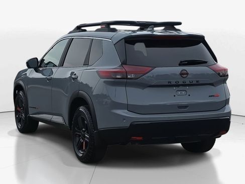 Used 2025 Nissan Rogue SV w/ Rock Creek Premium Package image 7