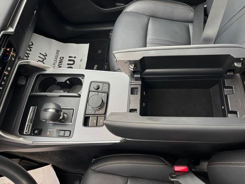 Certified 2024 MAZDA CX-90 Plug-In Hybrid w/ Preferred image 18