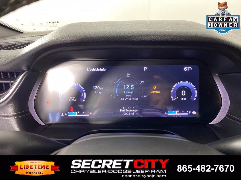 Used 2023 Jeep Grand Cherokee L Laredo AWD/4WD image 17