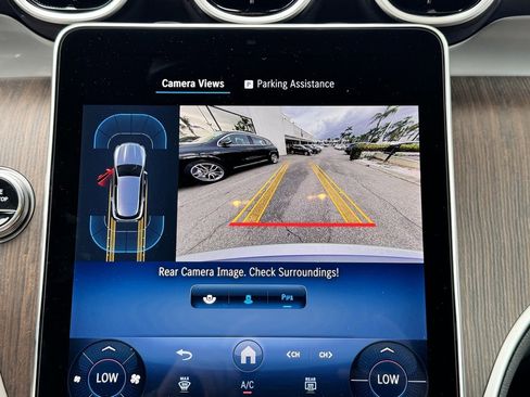 New 2025 Mercedes-Benz GLC 350e 4MATIC image 25