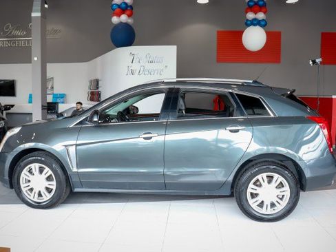 Used 2013 Cadillac SRX Luxury image 3