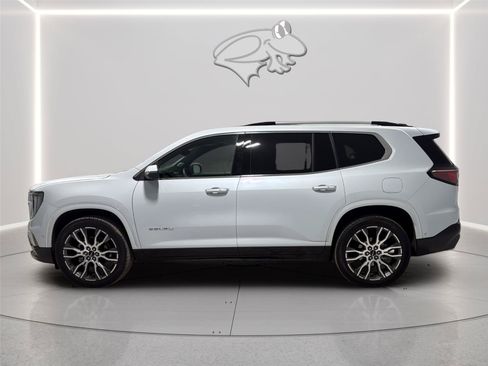 Used 2026 GMC Acadia Denali Ultimate w/ LPO, Floor Liner Package AWD/4WD image 2