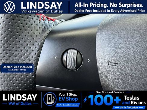 Used 2022 Tesla Model Y Long Range AWD/4WD image 23