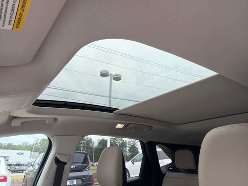 Used 2022 Ford Escape SEL FWD image 33