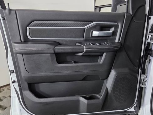 New 2025 RAM 2500 Big Horn image 12