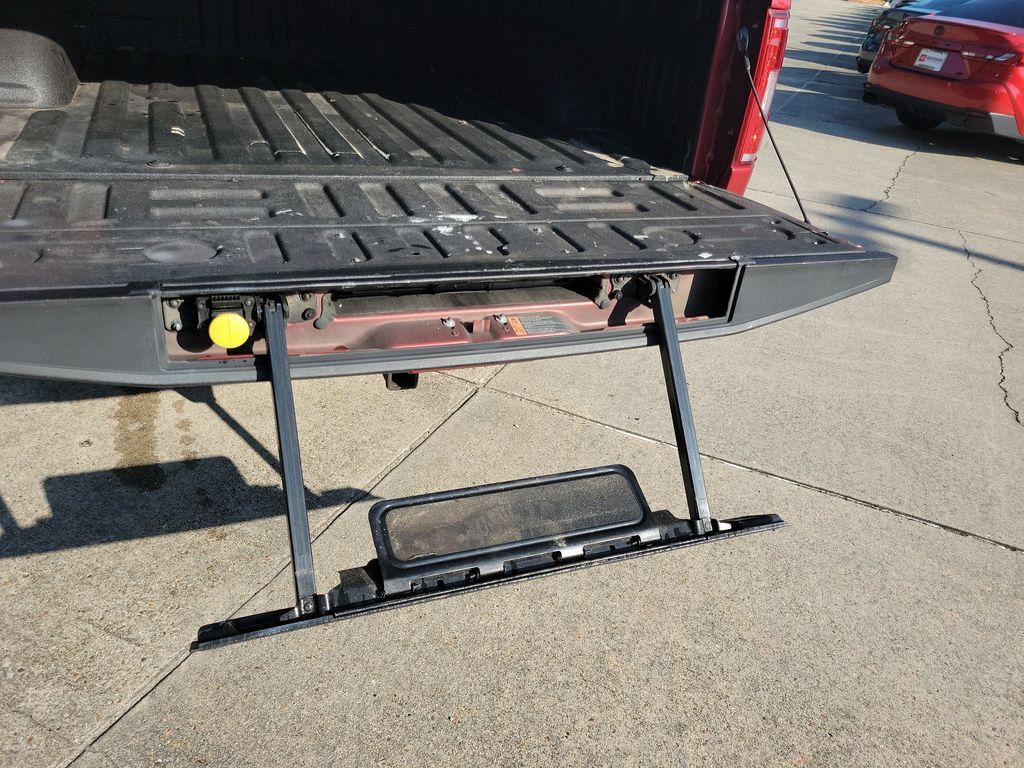 Used 2018 Ford F150 XLT w/ Equipment Group 302A Luxury RWD image 27