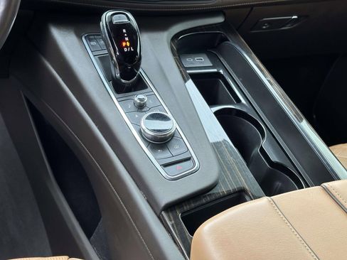 Used 2023 Cadillac Escalade ESV Sport w/ LPO, ONYX Package image 21