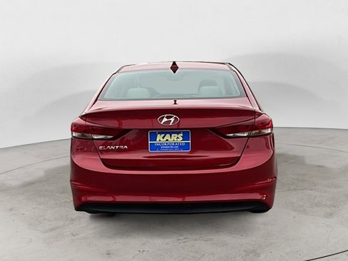 Used 2017 Hyundai Elantra Limited w/ Limited Tech Package 04 image 5