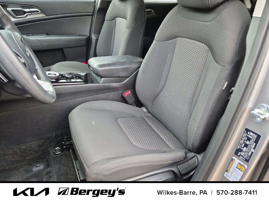 Certified 2023 Kia Sportage LX AWD/4WD image 12