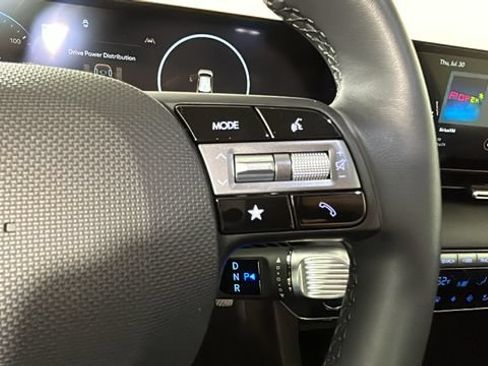 Used 2025 Hyundai Ioniq 5 SEL AWD/4WD image 16