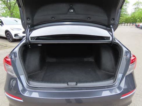 Used 2022 Honda Civic Sport image 11