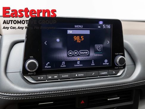 Used 2023 Nissan Rogue SV w/ SV Premium B Package AWD/4WD image 19