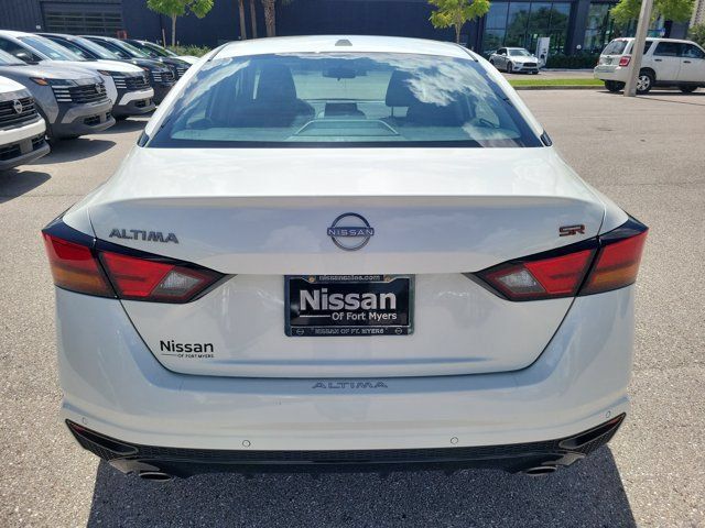 Certified 2025 Nissan Altima 2.5 SR FWD image 3