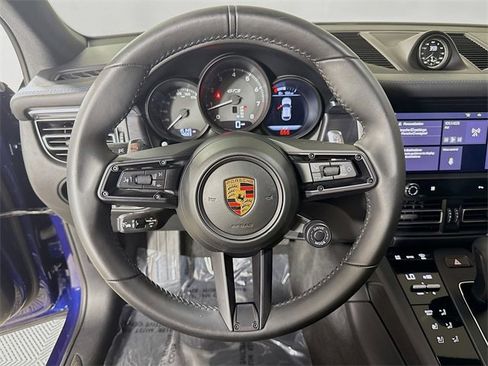 Used 2022 Porsche Macan GTS image 12