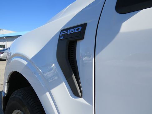 Used 2022 Ford F150 XL image 14