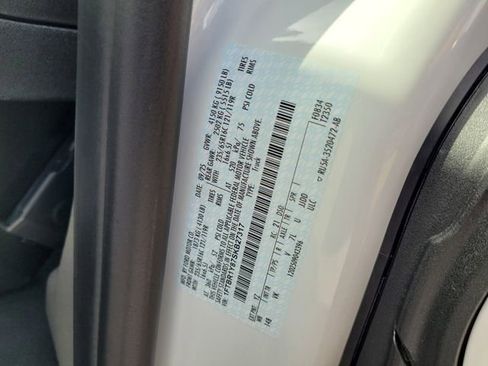 New 2025 Ford Transit 250 Low Roof image 17