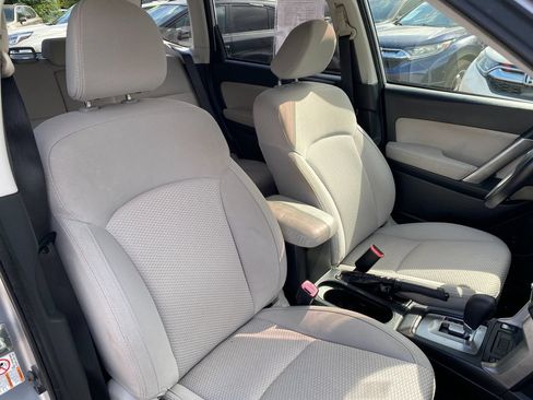 Used 2014 Subaru Forester 2.5i Premium w/ Popular Package #1 AWD/4WD image 17