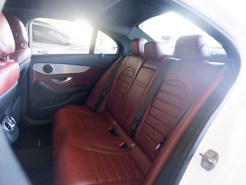 Used 2019 Mercedes-Benz C 300 Sedan image 18