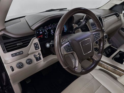 Used 2018 GMC Yukon XL Denali w/ Open Road Package AWD/4WD image 24