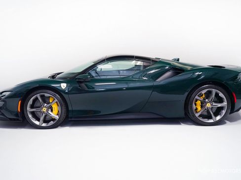 Used 2025 Ferrari SF90 Spider AWD/4WD image 5