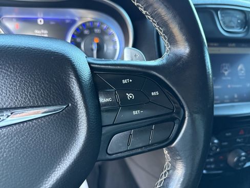 Used 2021 Chrysler 300 S image 23